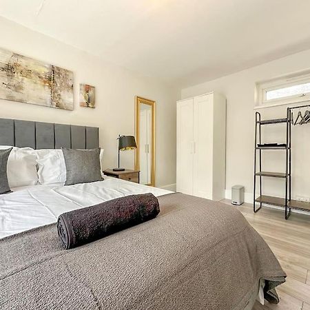 New Cosy Luxury 3 Bedroom House In Battersea Londra Dış mekan fotoğraf